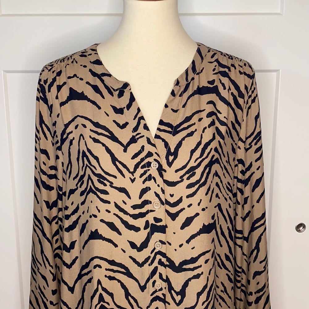 NWT BeachLunchLounge Leopard Print Button Tunic